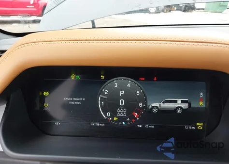 2024 Land Rover Defender 130 P400 S z USA, uszkodzony, nr VIN SALEJFEU4R2282977